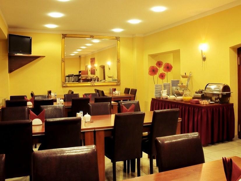 Atlas City Hotel München Ngoại thất bức ảnh